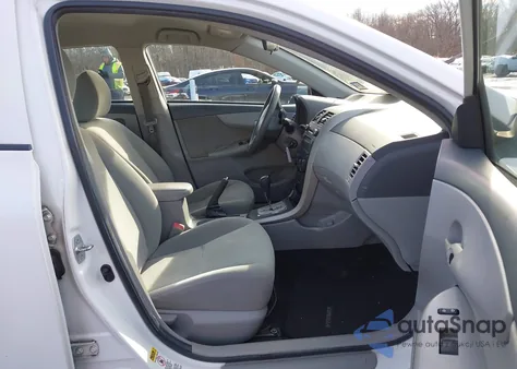 2010 Toyota Corolla Le z USA, uszkodzony, nr VIN 2T1BU4EE3AC316198